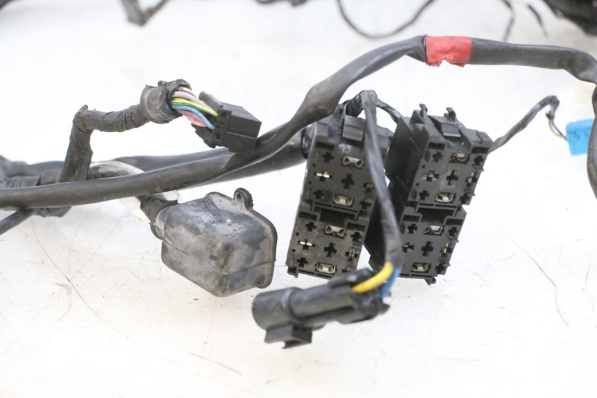 photo de WIRE HARNESS PIAGGIO MP3 RL 250 (2006 - 2010) - Additional view of the item