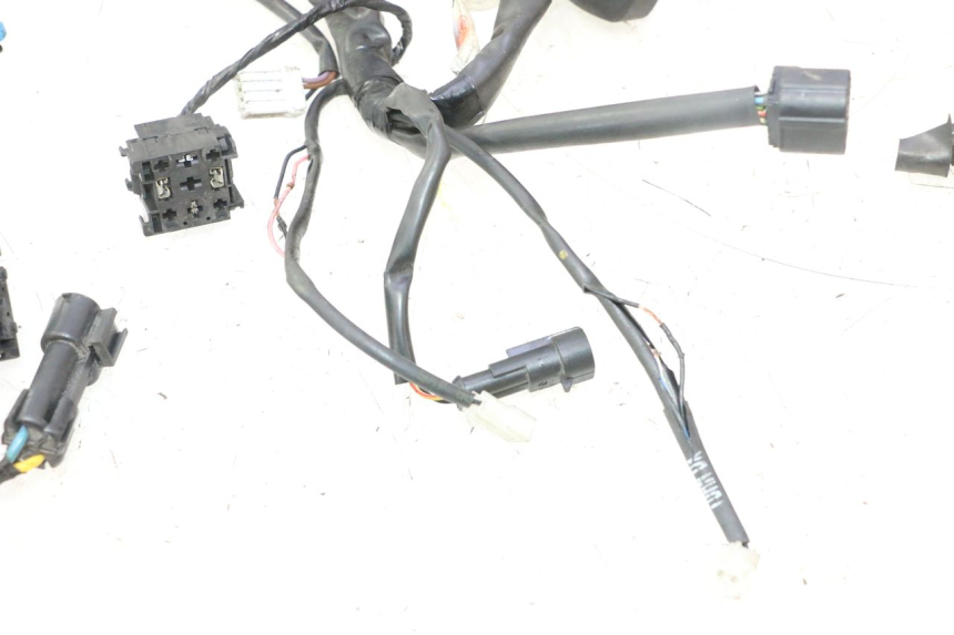 photo de WIRE HARNESS PIAGGIO MP3 500 (2016 - 2018) - Alternative perspective