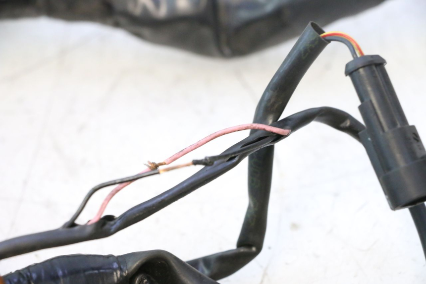 photo de WIRE HARNESS PIAGGIO MP3 500 (2016 - 2018) - Alternative perspective