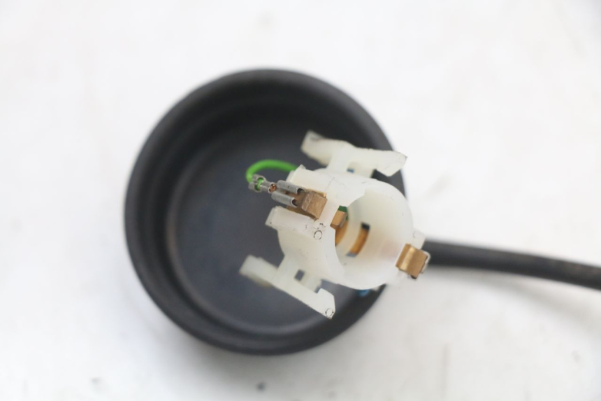 photo de HEADLIGHT HARNESS PEUGEOT SATELIS 125 (2010 - 2012) - Zoom on usage condition