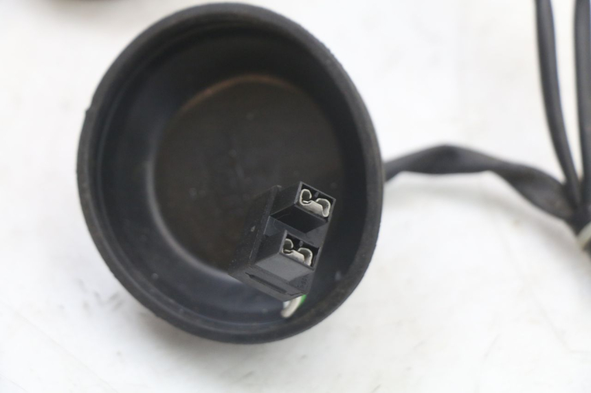 photo de HEADLIGHT HARNESS PEUGEOT SATELIS 125 (2010 - 2012) - Technical close-up