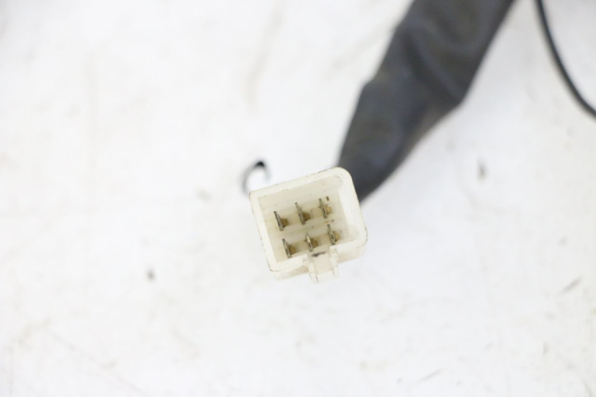 photo de HEADLIGHT WIRE HARNESS YAMAHA YP MAJESTY 125 (2002 - 2006) - Technical close-up