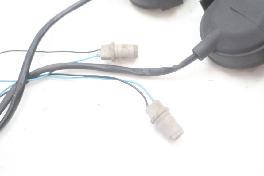 photo de HEADLIGHT WIRE HARNESS YAMAHA YP MAJESTY 125 (2007 - 2010) - Product overview