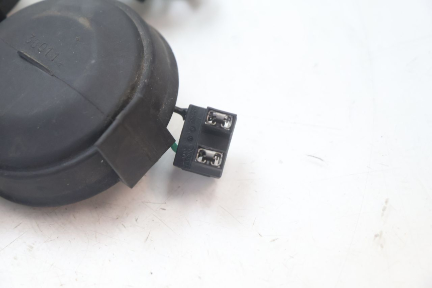 photo de HEADLIGHT WIRE HARNESS YAMAHA YP MAJESTY 125 (2007 - 2010) - Surface and material condition