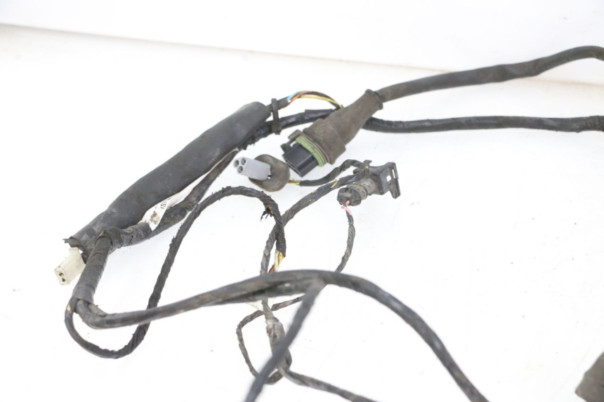 photo de WIRING HARNESS PIAGGIO VESPA S 2T 50 (2007 - 2014) - Fixing points details