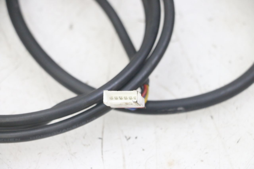 photo de WIRE HARNESS PUNK ELECTRIC RIDER 1 - Technical close-up