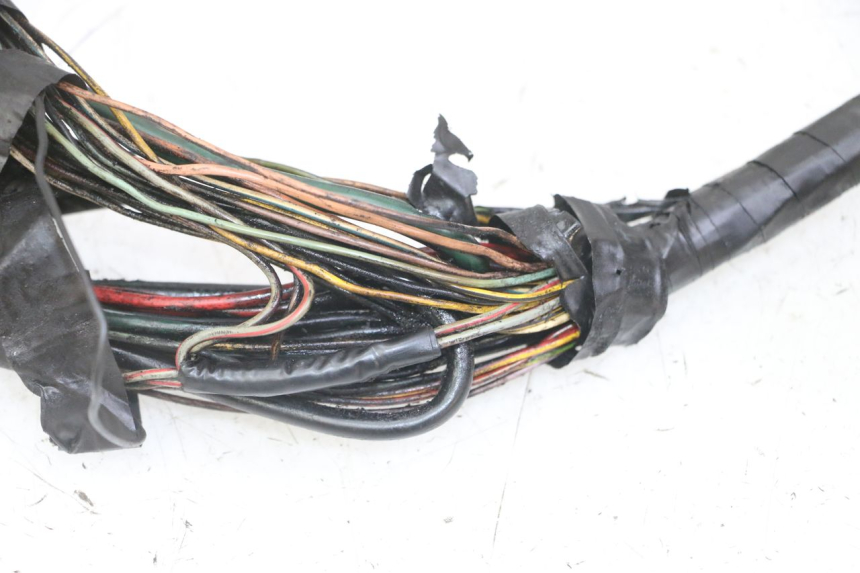 photo de WIRE HARNESS PEUGEOT SATELIS COMPRESSOR K15 125 (2006 - 2009) - Technical close-up