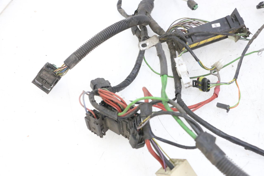 photo de WIRE HARNESS PEUGEOT SATELIS 125 (2013 - 2018) - Surface and material condition