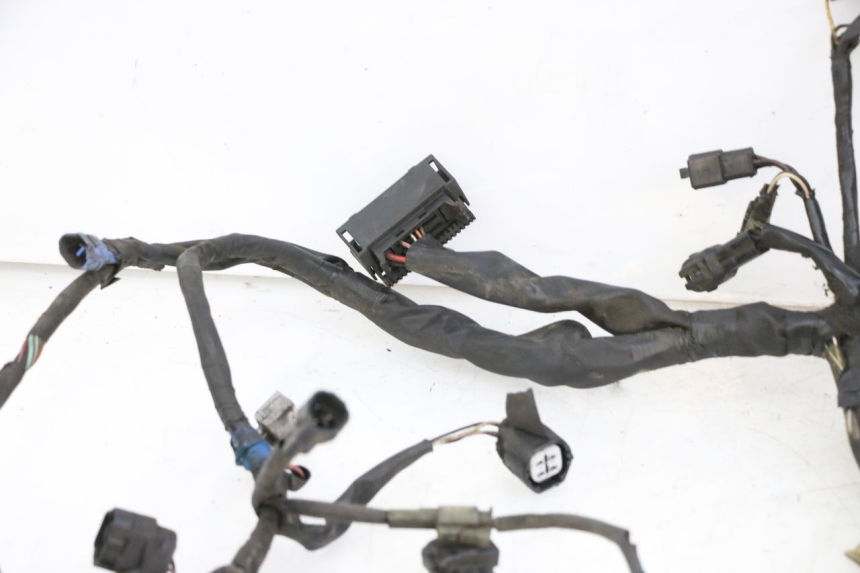 photo de WIRE HARNESS SUZUKI BURGMAN 125 (2015 - 2017) - Component zoom