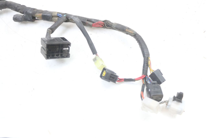 photo de WIRE HARNESS SUZUKI GSR 750 (2011 - 2017) - Surface and material condition