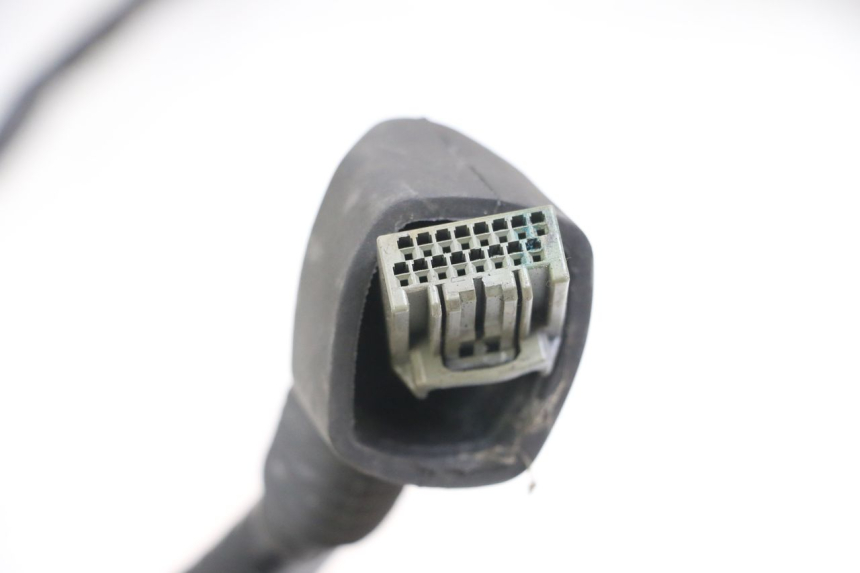 photo de WIRE HARNESS SUZUKI GSX F GSXF 650 (2007 - 2015) - Fixing points details