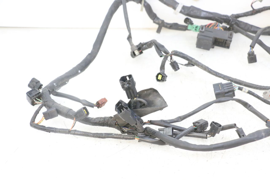 photo de WIRE HARNESS SUZUKI GSX F GSXF 650 (2007 - 2015) - Checked used part