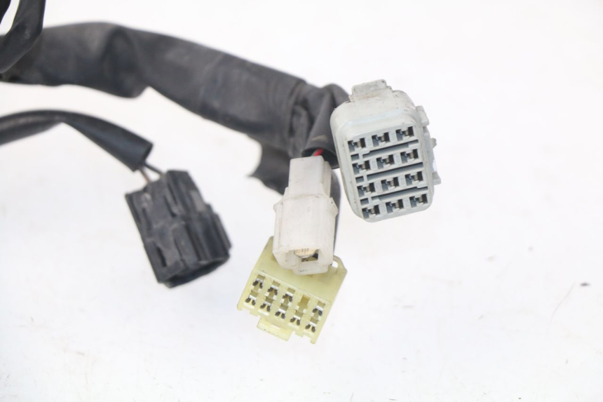 photo de FRONT FAIRING WIRE HARNESS YAMAHA FJR ABS 1300 (2006 - 2012) - Alternative perspective