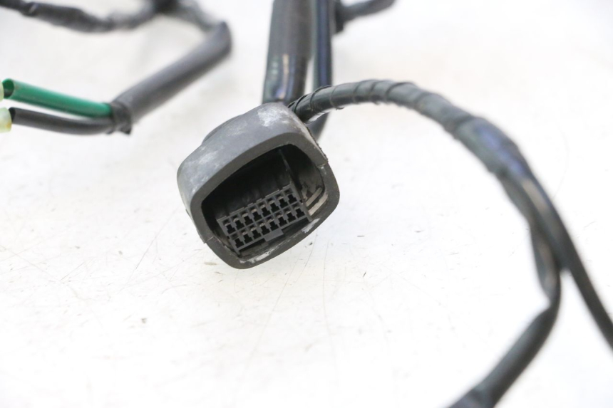 photo de FRONT FAIRING WIRE HARNESS YAMAHA FZ8 800 (2010 - 2016) - Component detail