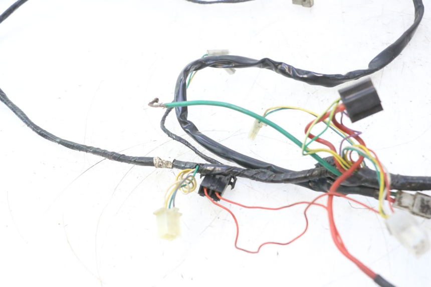 photo de WIRING HARNESS PEUGEOT TREKKER 50 (1995 - 2004) - Additional view of the item