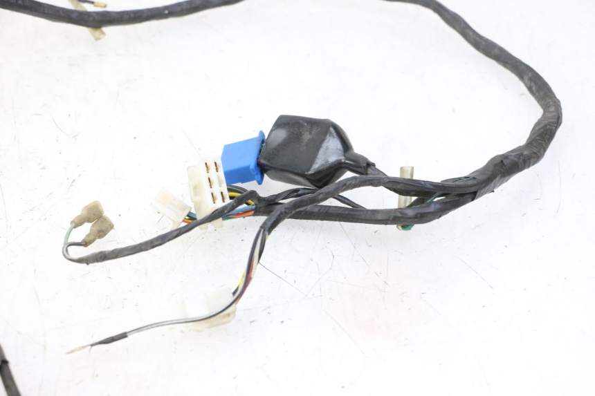 photo de WIRING HARNESS PEUGEOT V-CLIC VCLIC 50 (2007 - 2013) - Alternative perspective