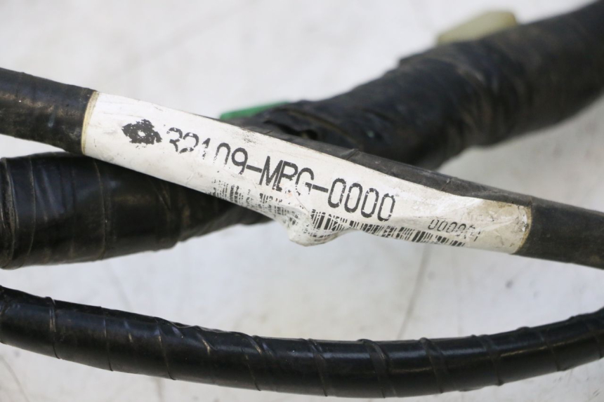 photo de WIRE HARNESS HONDA VFR FI RC46 800 (1998 - 2001) - Technical close-up