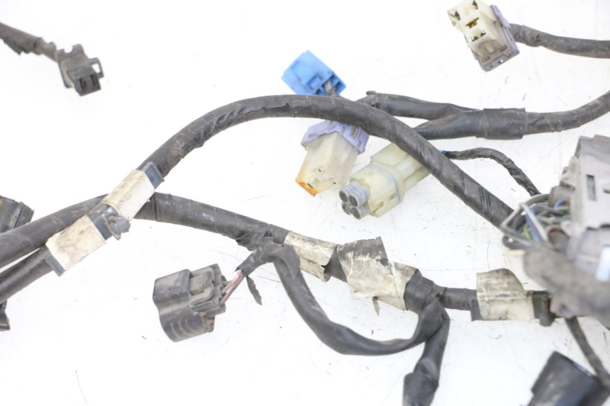 photo de WIRE HARNESS YAMAHA X-MAX XMAX ABS 250 (2010 - 2012) - Surface and material condition