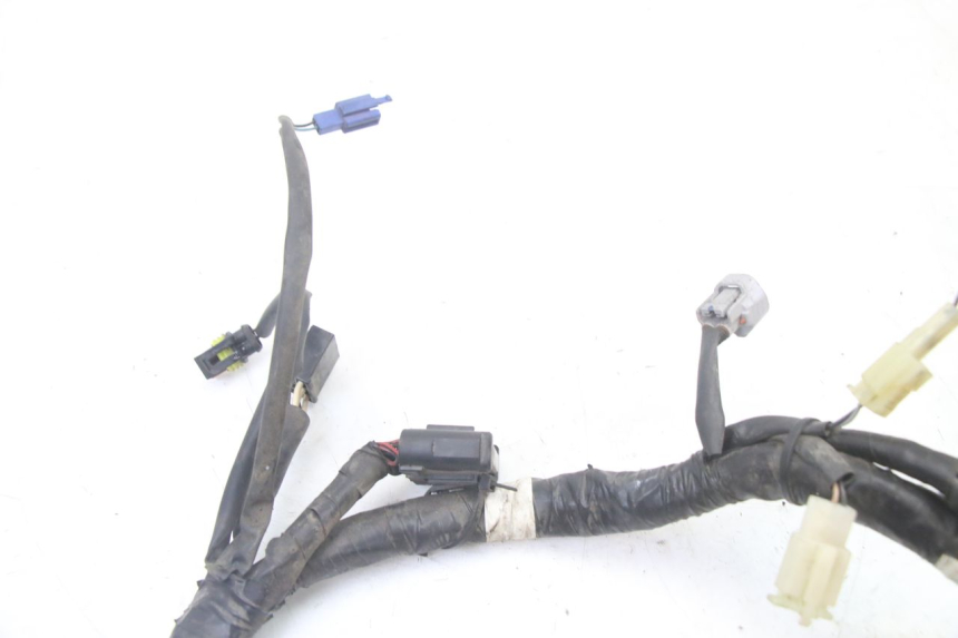 photo de WIRING HARNESS YAMAHA X-MAX XMAX 125 (2010 - 2013) - Zoom on usage condition
