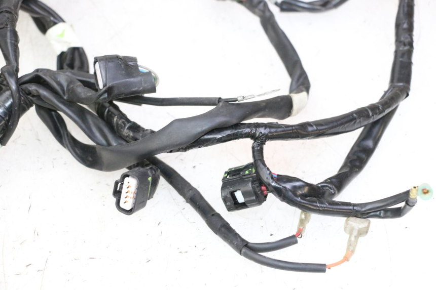 photo de WIRE HARNESS YAMAHA XMAX X-MAX 125 (2021 - 2025) - Detailed visual inspection