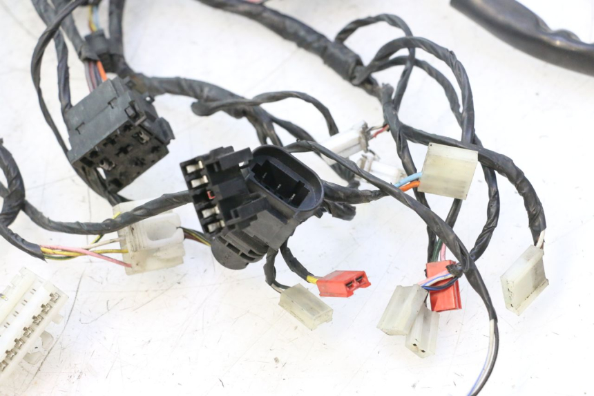 photo de WIRE HARNESS PIAGGIO X8 STREET 125 (2006 - 2007) - Surface and material condition
