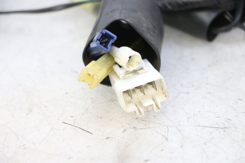 photo de WIRE HARNESS YAMAHA XJ6 ABS 600 (2008 - 2016) - Component zoom