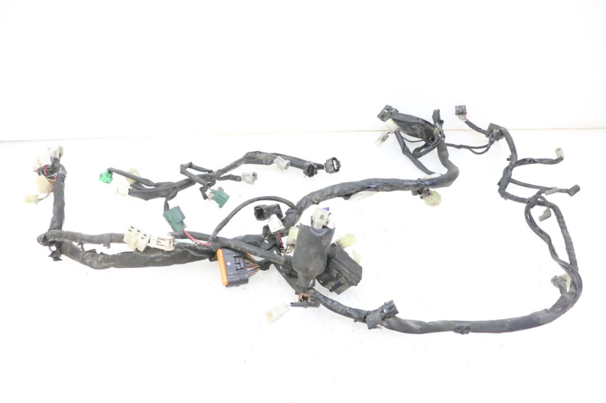 photo de WIRE HARNESS YAMAHA FZ6 FAZER S2 600 (2007 - 2011) - Additional view of the item