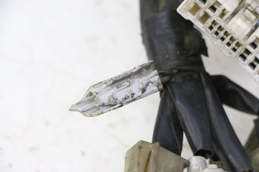 photo de WIRE HARNESS YAMAHA FZ6 FAZER S2 600 (2007 - 2011) - Surface and material condition