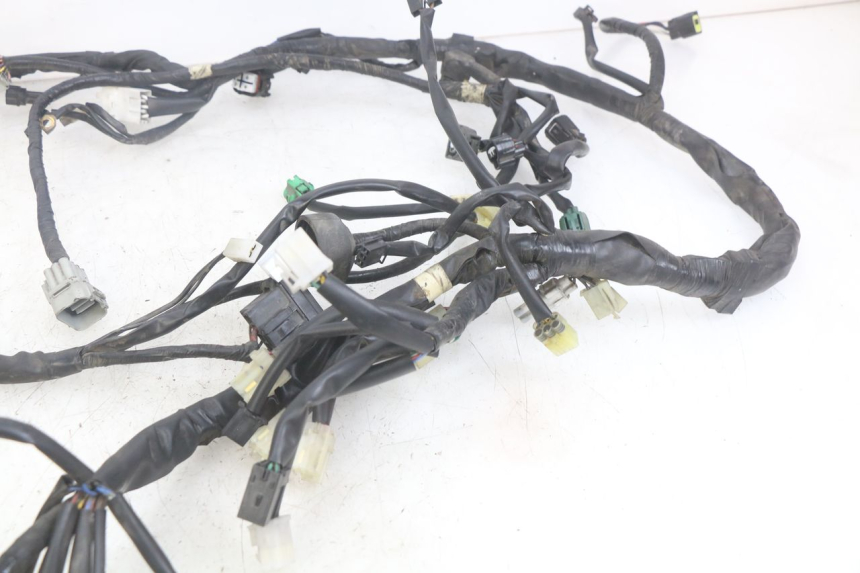 photo de WIRING HARNESS YAMAHA YP MAJESTY 400 (2004 - 2008) - Surface and material condition