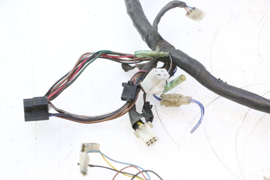 photo de WIRING HARNESS YAMAHA YP MAJESTY 125 (2007 - 2010) - Alternative angle