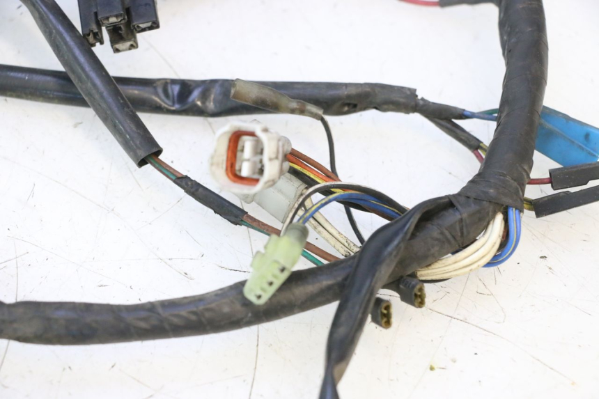 photo de WIRING HARNESS YAMAHA YP MAJESTY 125 (2007 - 2010) - Zoom on usage condition