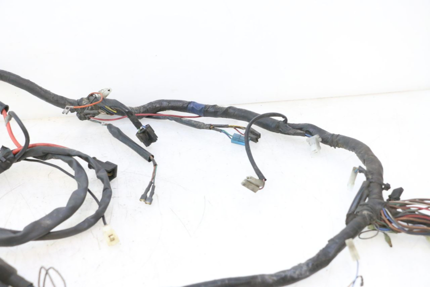 photo de WIRING HARNESS YAMAHA YP MAJESTY 125 (2007 - 2010) - Fixing points details