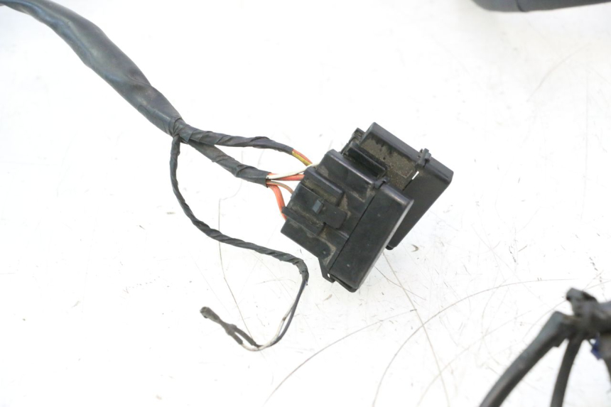 photo de WIRING HARNESS PIAGGIO ZIP 4T 50 (2018 - 2020) - Zoom on usage condition