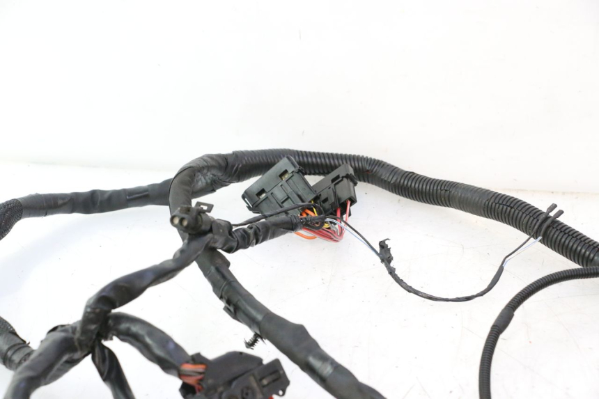 photo de WIRE HARNESS PIAGGIO ZIP IGET 4T 50 (2021 - 2023) - High-resolution close-up