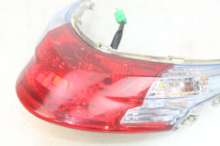 photo de REAR LIGHT KYMCO AGILITY 16+ 4T 50 (2018 - 2023) - Distinctive features