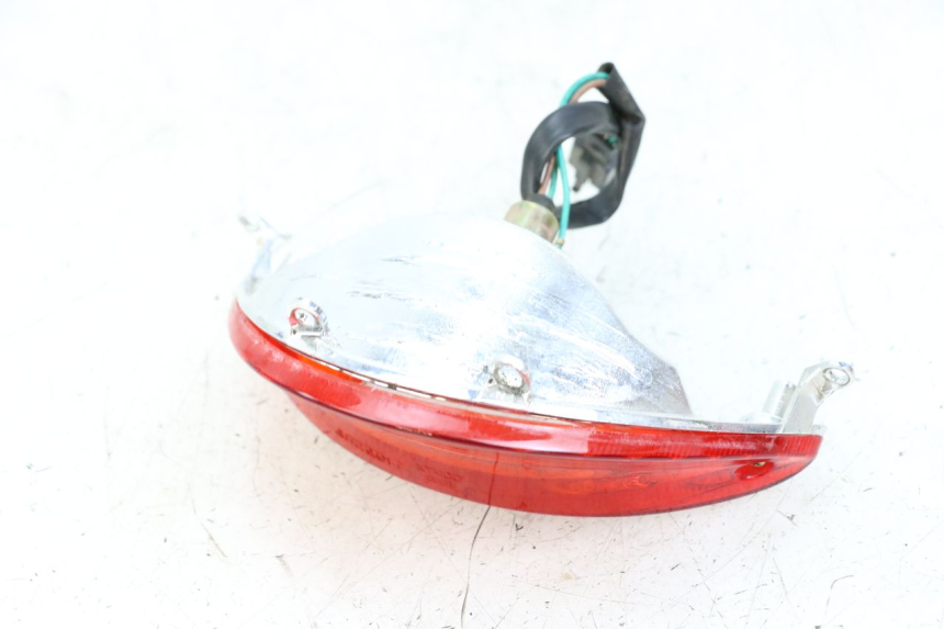 photo de REAR LIGHT KYMCO AGILITY 4T 50 (2018 - 2022) - Surface and material condition