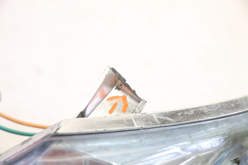 photo de REAR LIGHT KYMCO AGILITY NAKED RENOUVO 2T 50 (2011 - 2018) - Alternative perspective