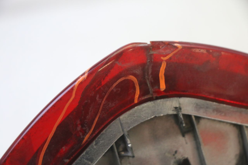 photo de REAR LIGHT KYMCO AGILITY NAKED RENOUVO 2T 50 (2011 - 2018) - Fixing points details