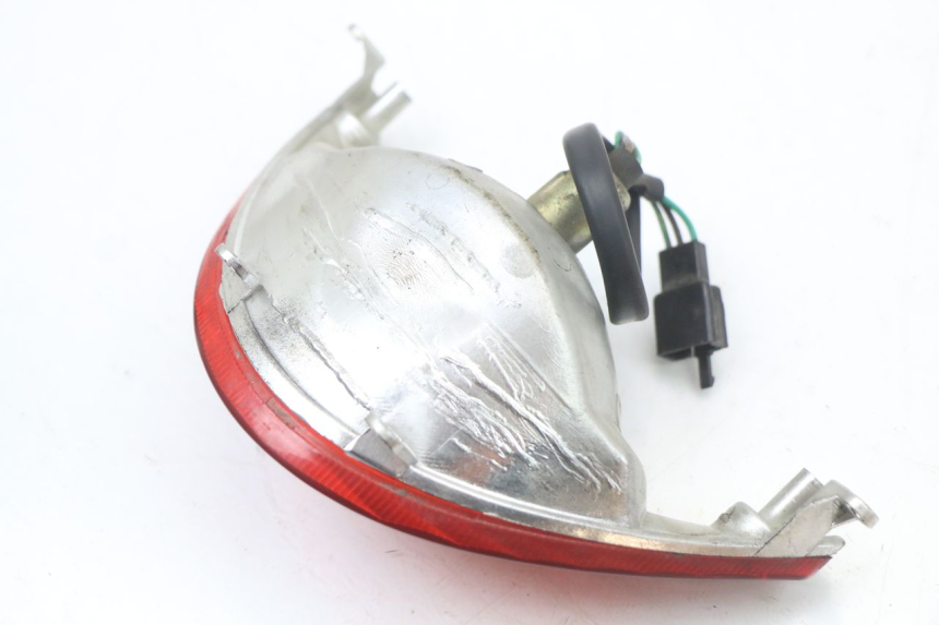 photo de TAIL LIGHT KYMCO AGILITY PREMIUM 50 (2007 - 2010) - Zoom on usage condition