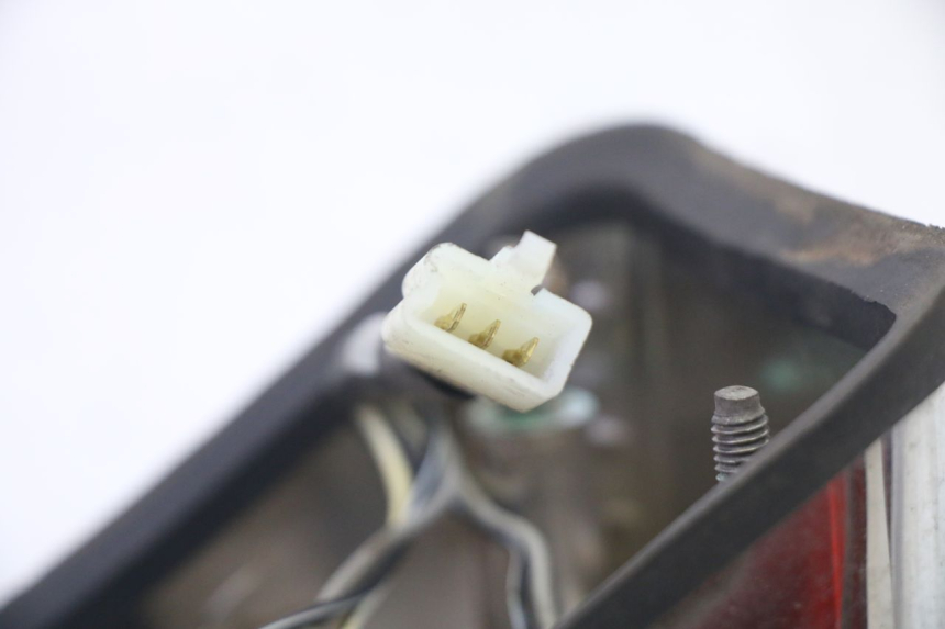 photo de REAR LIGHT HYOSUNG GV AQUILA 125 (2000 - 2009) - Markings and original references