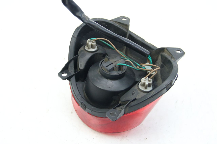 photo de REAR LIGHT ECCITY ARTELEC 670 1 (2013 - 2017) - Surface and material condition