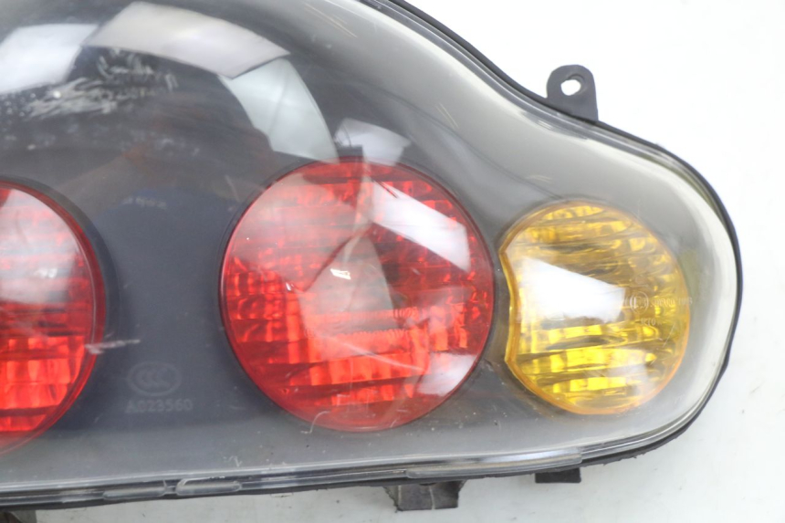 photo de REAR LIGHT JONWAY AZTRAL 125 (2008 - 2017) - Zoom on usage condition