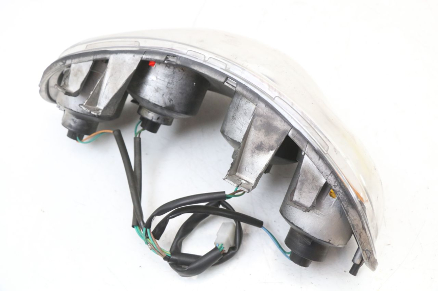 photo de REAR LIGHT JONWAY AZTRAL 125 (2008 - 2017) - Alternative perspective