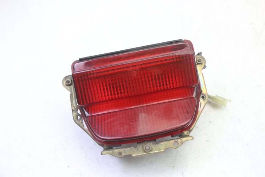 photo de TAIL LIGHT HONDA CBR RR FIREBLADE 900 (1992 - 1994) - Technical close-up
