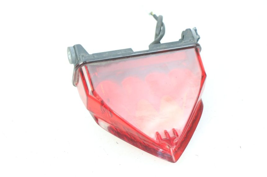 photo de TAIL LIGHT HONDA CBRF CBR-F PC41 600 (2011 - 2013) - Zoom on usage condition