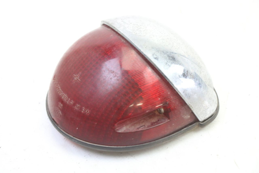 photo de TAIL LIGHT APRILIA CLASSIC 125 (1995 - 2001) - Zoom on usage condition