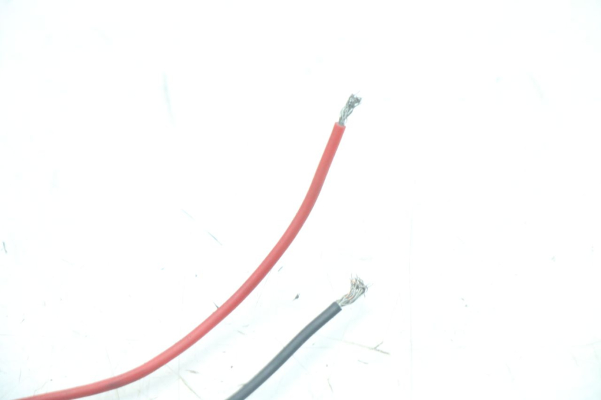 photo de TAIL LIGHT DERBI SENDA SM DRD X-TREME 50 (2011 - 2017) - Fixing points details