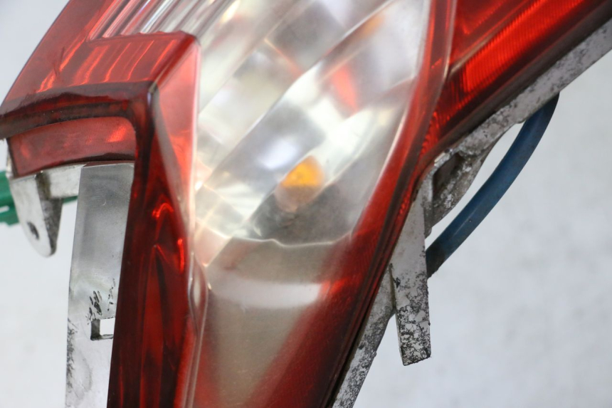 photo de REAR LIGHT KYMCO DINK STREET 125 (2009 - 2014) - Alternative perspective