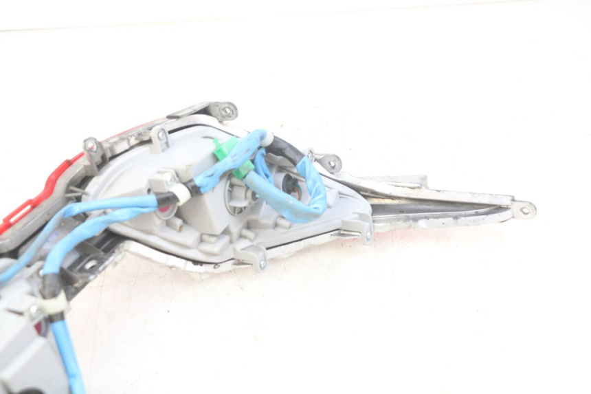 photo de REAR LIGHT KYMCO DOWNTOWN ABS 125 (2015 - 2017) - Fixing points details
