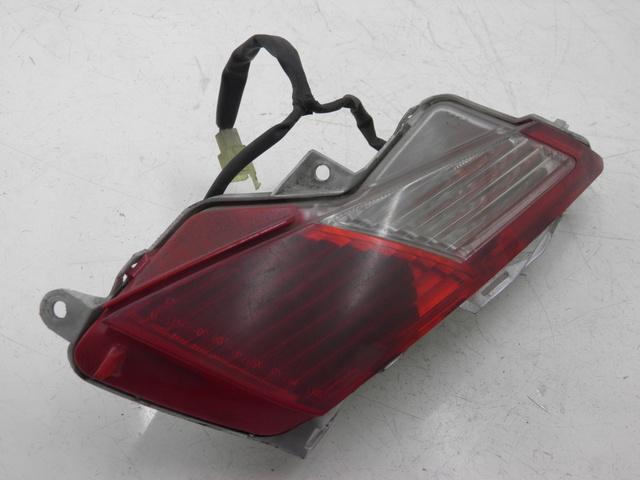 photo de RIGHT TAIL LIGHT HONDA FES PANTHEON 125 (2003 - 2007) - Product overview